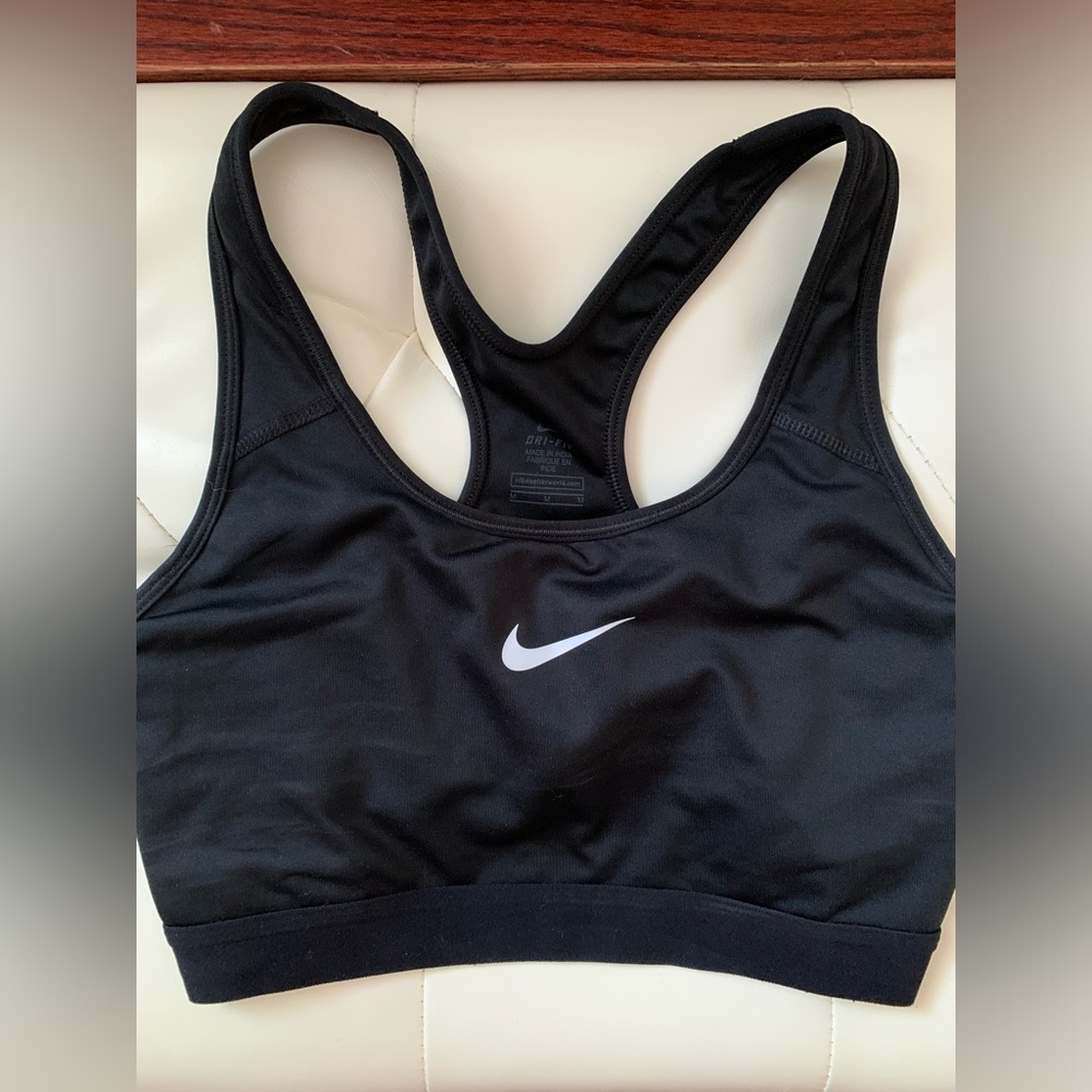 Nike Dri-fit Logo sports bra